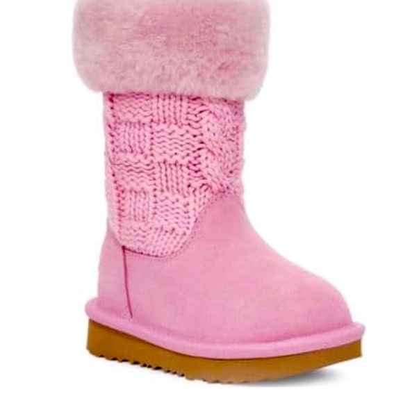 SOLD.Kids Uggs Juniper II size 9 brand new - Picture 2 of 3